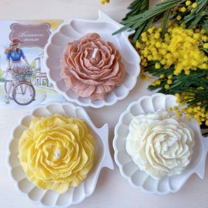 Rose Design Scented Candle Set